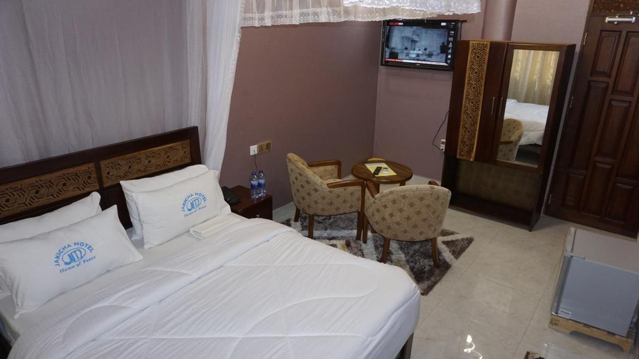 Jakicha Motel ダル・エス・サラーム エクステリア 写真