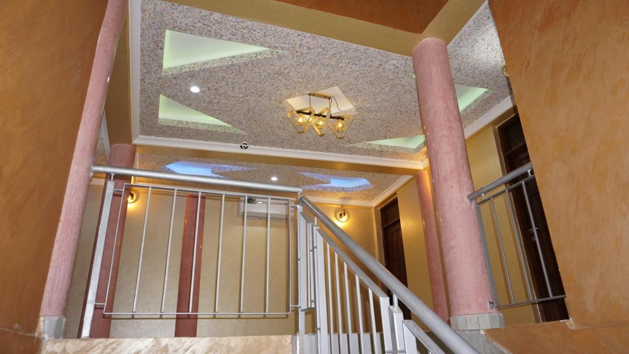 Jakicha Motel ダル・エス・サラーム エクステリア 写真