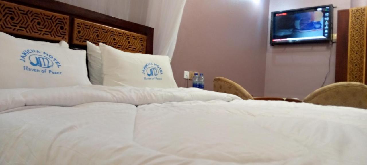 Jakicha Motel ダル・エス・サラーム エクステリア 写真